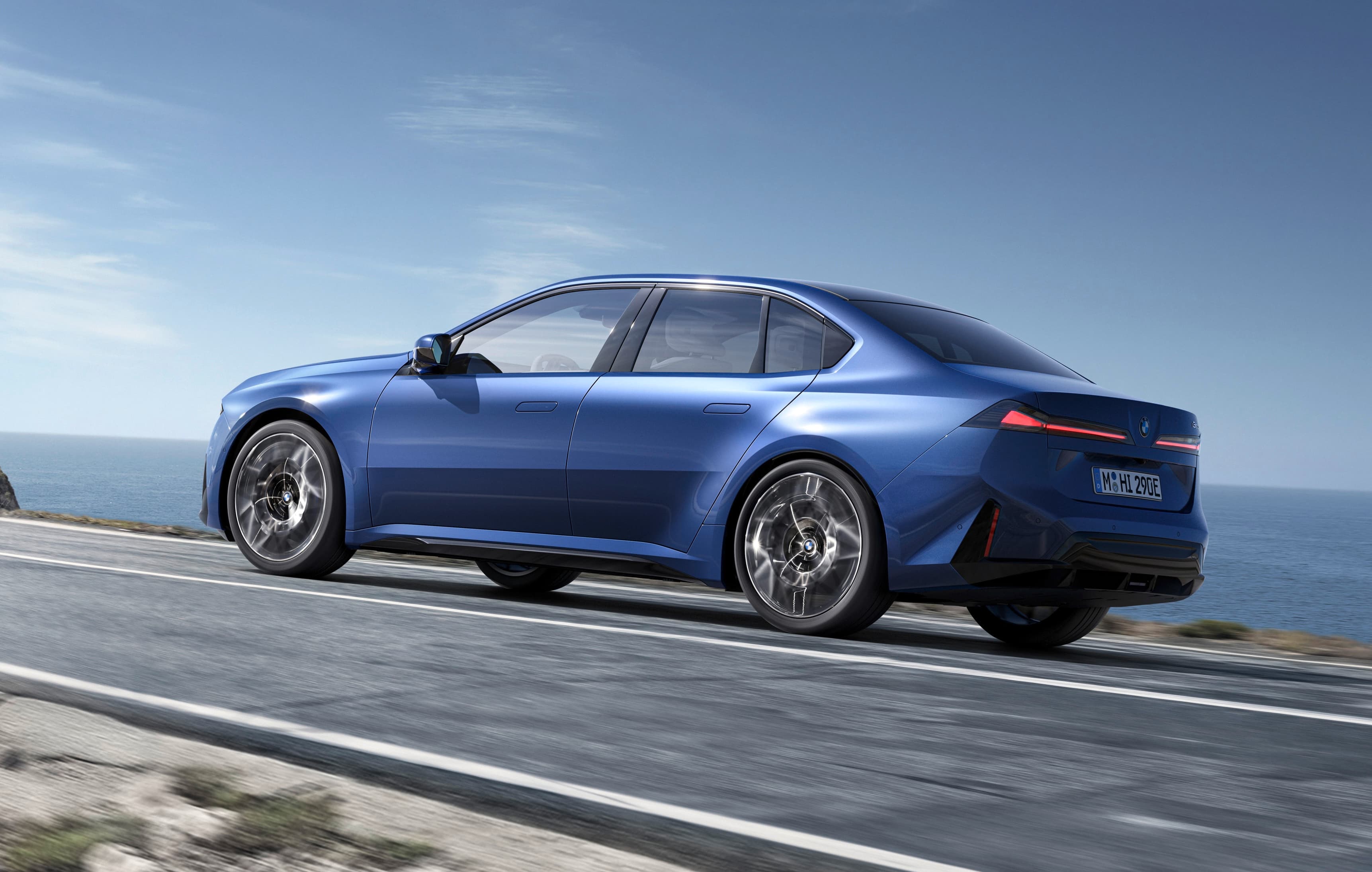 BMW has officially unveiled the all-electric 3 series sedan: the BMW i3