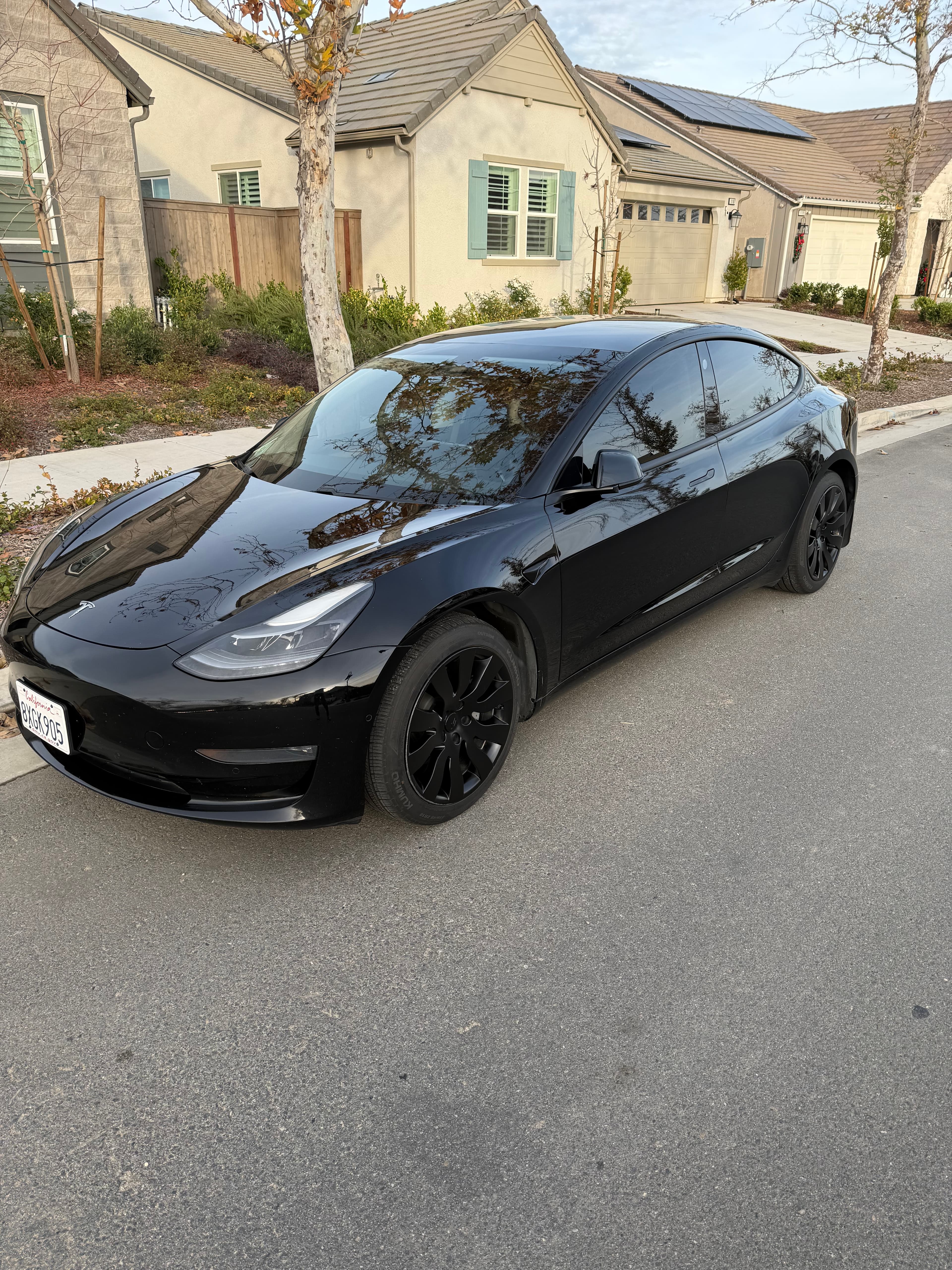 Tesla Model 3 Long Range AWD